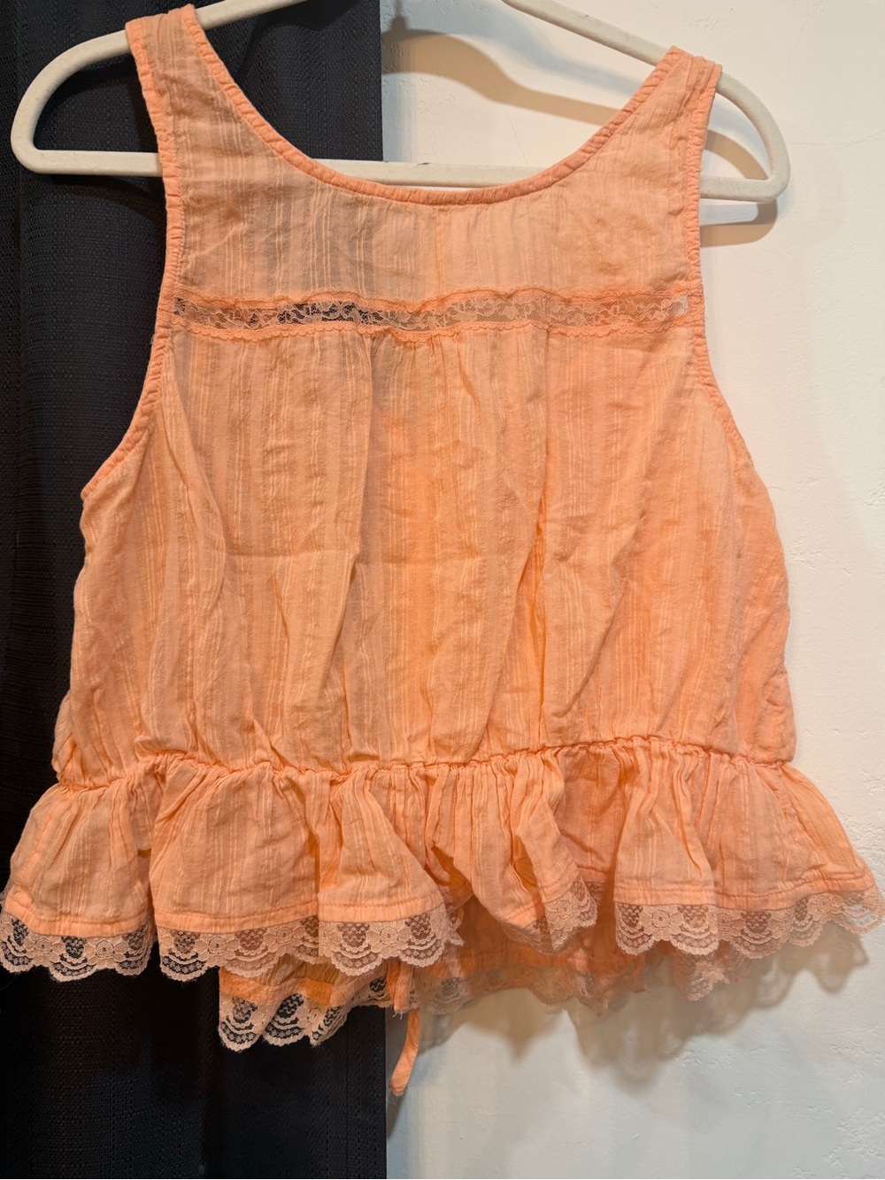 Women's Peach Lace-Trim Sleeveless Top - Picture 5 of 7